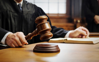 Искренне раскаялся: суд смягчил наказание за воровство неоднократно судимому переселенцу
