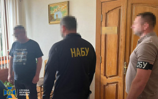 Заступника голови Рівненської обласної ради викрили на хабарі у понад півмільйона гривень, — СБУ