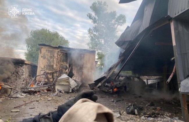 россия атаковала Киев ракетами: КГВА обнародовала фото последствий