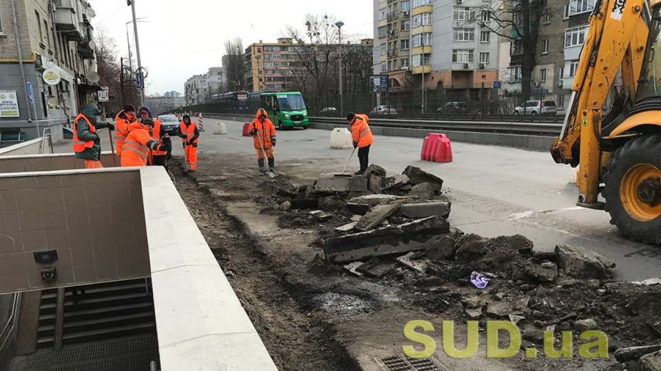 В Киеве вслед за метрополитеном на значительную нехватку кадров пожаловались предприятия дорожной отрасли