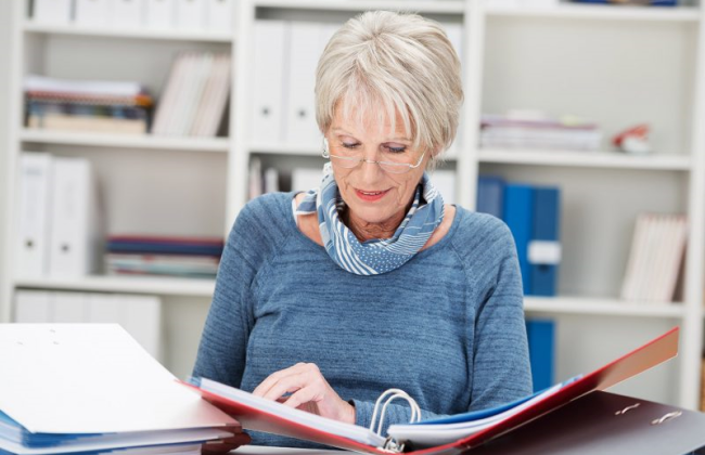 В Пенсионном фонде объяснили, как получить 10 окладов при выходе на пенсию