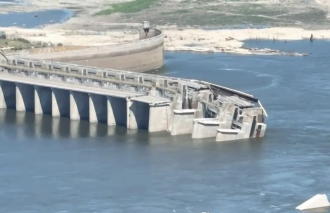 Ракетный удар по Украине: в Запорожье перекрыли движение через ДнепроГЭС