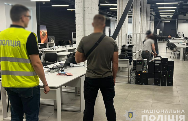 «Инвестиции» в криптовалюту: задержаны участники колл-центра, которые обманули граждан Украины, Молдовы, Казахстана и ЕС