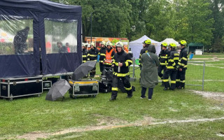 У Чехії блискавка влучила по місцю святкування Дня захисту дітей: десятки постраждалих
