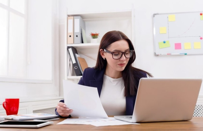 Сохранение зарплаты на время дополнительных отпусков по учебе: разъяснение Гоструда