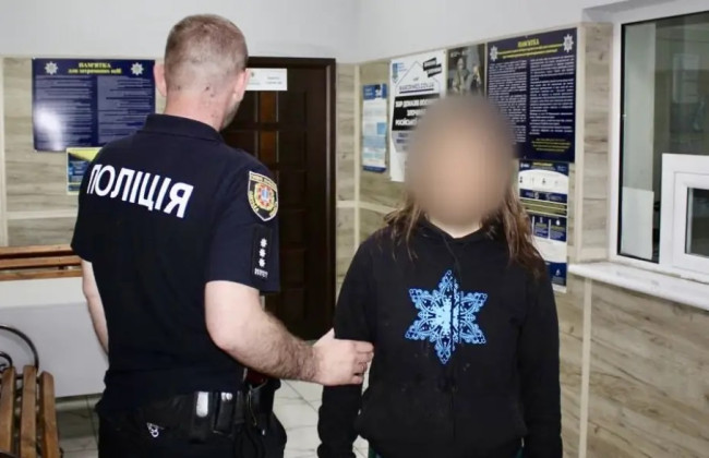 В Одессе женщина справила нужду на мемориале погибшим воинам: какое наказание ее ожидает