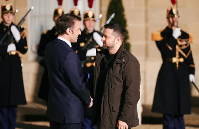 Зеленский отправится во Францию на встречу с Макроном
