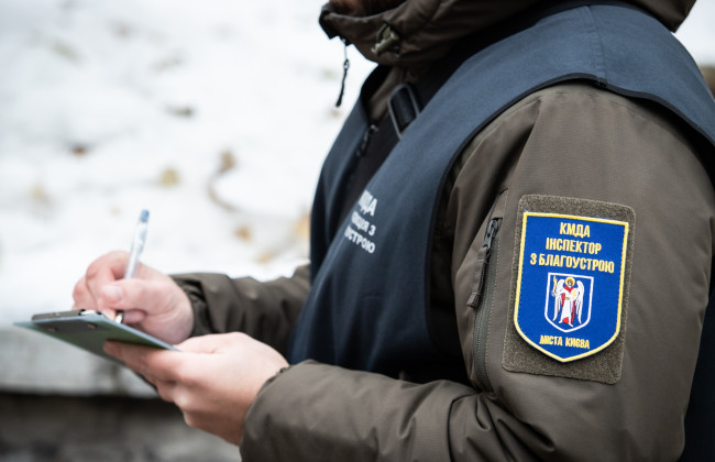 В Киеве за весну демонтировали около 800 элементов благоустройства – где больше всего