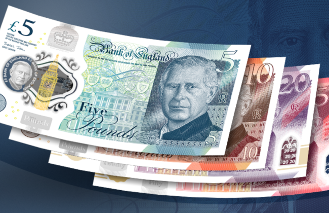 У Великій Британії випустили в обіг банкноти з королем Чарльзом ІІІ: як виглядають нові гроші, фото