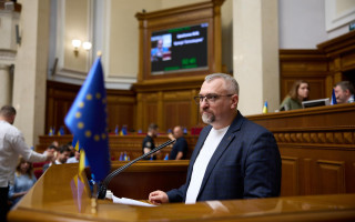 Рішення про продовження терміну оновлення даних в ТЦК прийматимуть, порадившись з військовими, — член Комітету з нацбезпеки Федієнко