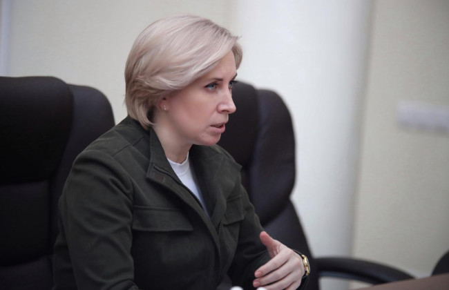 В Кабмине сообщили, что мужчинам до 25 лет, которые сейчас за границей, будет отсрочено взятие на военный учет