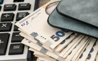У НБУ повідомили, коли реальні заробітні плати перевищать довоєнний рівень