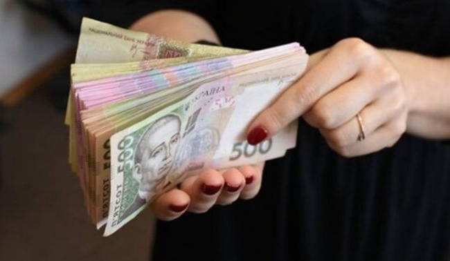 В Черкассах будут судить женщину, которая мошенническим путем получила соцпомощи на 450 000 грн