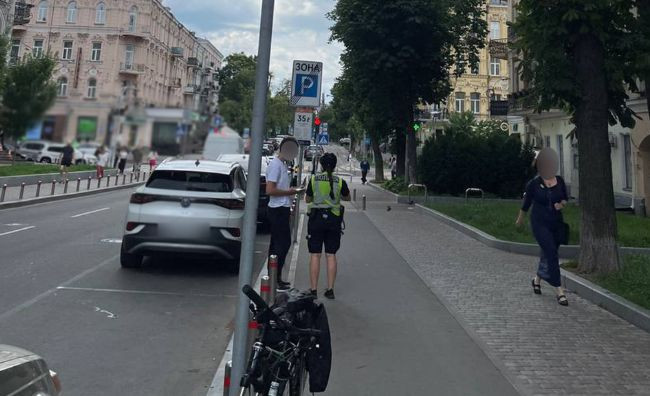 В Киеве наказали ряд «героев парковки», фото