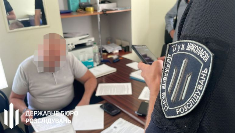 Обещали повлиять на судью и выиграть суд, чтобы избежать депортации: разоблачены чиновники ГМС, видео