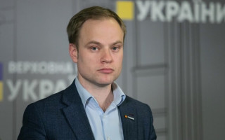 Ярослав Юрчишин внес законопроект, освобождающий онлайн-медиа от ответственности за комментарии читателей, если их удалили в течение 3 дней с момента получения определения суда