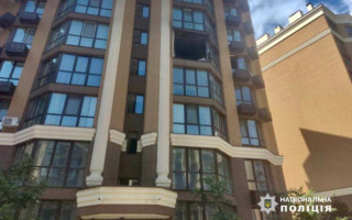 Підключав інверторний акумулятор – поліція пояснила, чому стався вибух в багатоповерхівці під Києвом