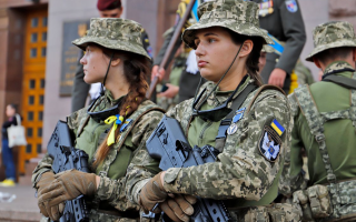 Скільки жінок наразі проходять службу у лавах ЗСУ — відповіли в Міноборони