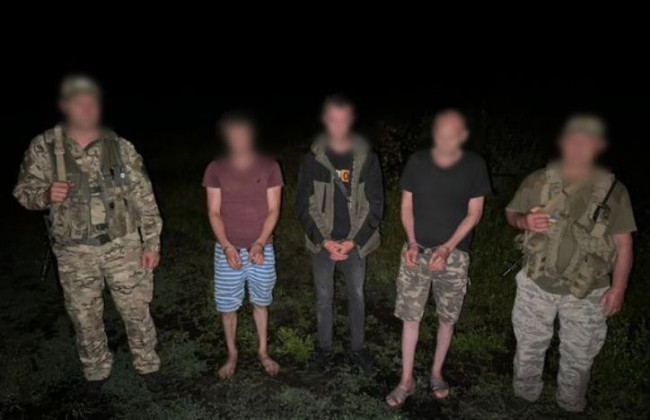 Переправляли уклонистов за границу: в Одесской области разоблачили двух иностранцев