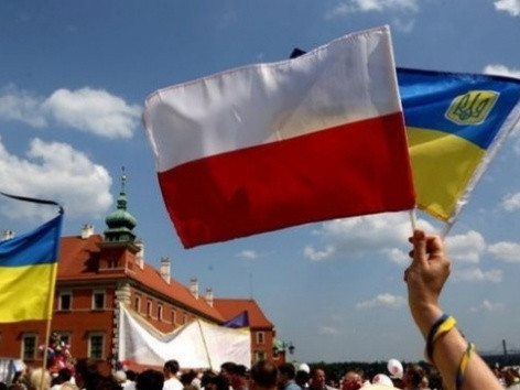 Польша продлила срок пребывания украинских беженцев до 2025 года