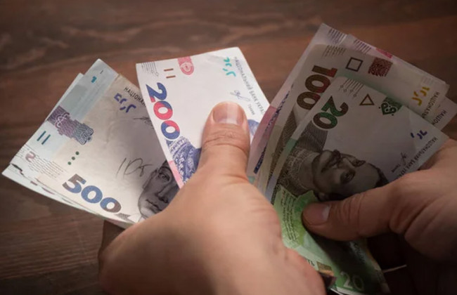 Имеет ли право работник получить денежную компенсацию за неиспользованные отпуска: ответ Гоструда