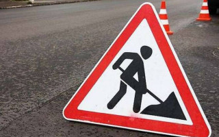 На Київщині перекрили рух мостом на дорозі Р-69 в селі Хотянівка