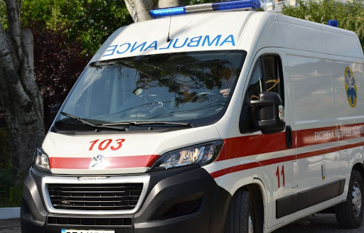 В Одессе медики жалуются, что никто из сотрудников скорой помощи не имеет брони от мобилизации, видео