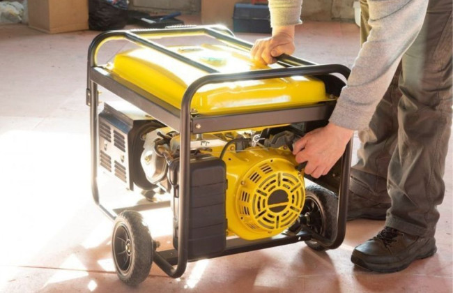 «Заработали» почти миллион гривен на продаже несуществующих генераторов в период блекаутов: в Киевской области разоблачили преступников