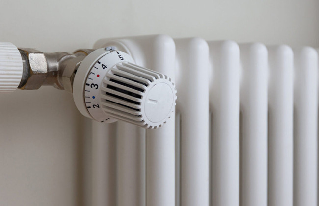 Жителька Хмельниччини від’єднала квартиру від централізованого опалення, а їй нарахували борг: деталі справи