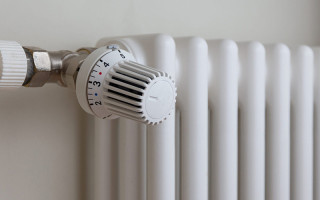 Жительница Хмельницкой области отсоединила квартиру от централизованного отопления, а ей насчитали долг: детали дела