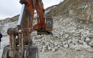 Які корисні копалини не належать до об’єкта оподаткування рентою за користування надрами