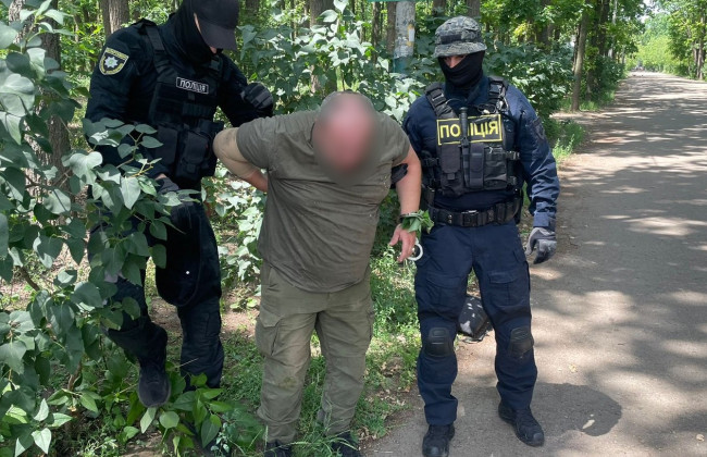 $4000 за невручение повестки: в Одессе полиция задержала работника ТЦК