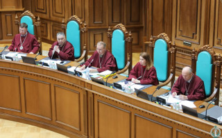 КСУ рассматривает дело по трудовым гарантиям работников, призванных на военную службу