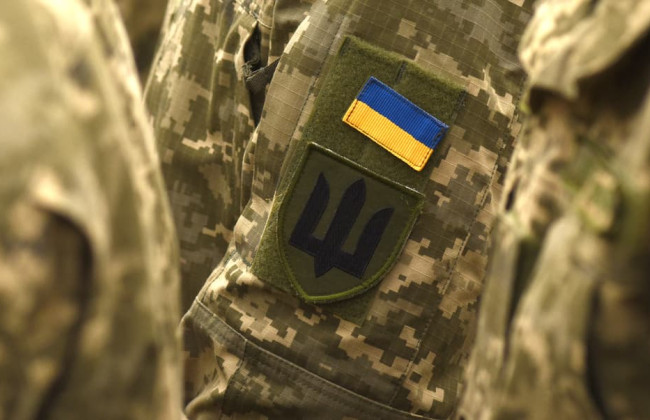 Солдат через суд обязал воинскую часть уволить его со службы из-за необходимости ухаживать за бабушкой