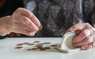 Українців можуть позбавити пенсій: у яких випадках