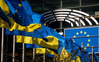 Рада ЄС підтримала продовження тимчасового захисту для біженців з України до 2026 року