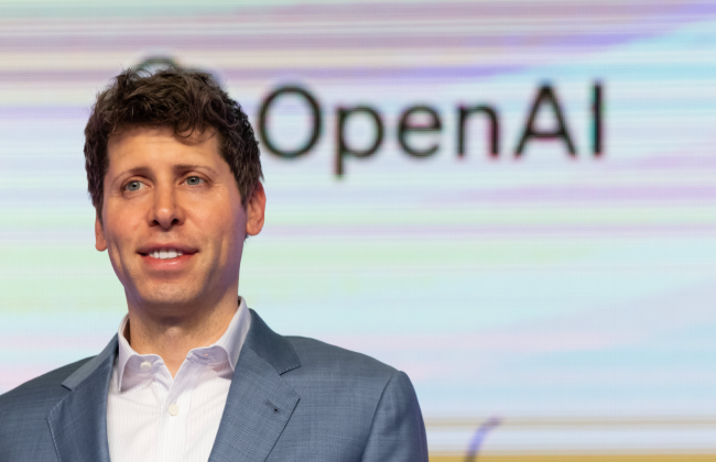 Компания OpenAI рассматривает возможность изменения структуры управления на коммерческую