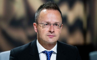 У документ про переговори з Україною щодо вступу до ЄС включили вимоги Угорщини про захист нацменшин, — очільник МЗС Сіярто