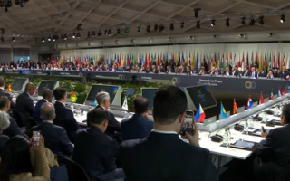 Розпочалося перше засідання Глобального саміту миру, трансляція