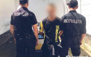 На Київщині чоловік підірвав гранату: є постраждалі