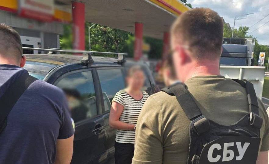 Адвокатку из Киева подозревают в подстрекательстве клиента к предоставлению $30 тысяч следователю