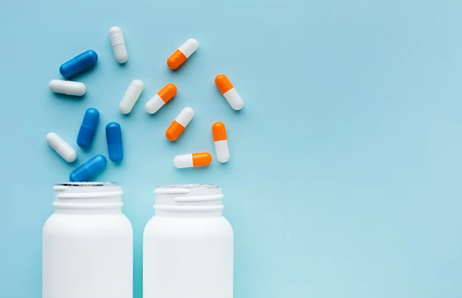 Ученые создали «умную таблетку» на основе искусственного интеллекта, которая в реальном времени отслеживает состояние кишечника