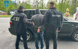10 тисяч доларів за незаконне переправлення військовозобов’язаного через кордон: судитимуть черкащанина