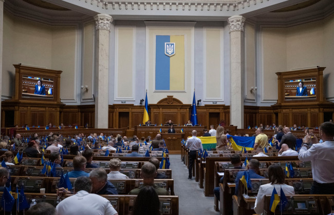 Верховная Рада приняла ряд законопроектов, способствующих наполнению госбюджета и детенизации экономики