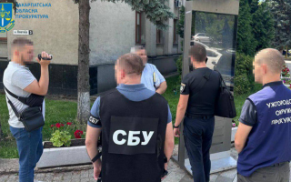Депутата Ужгородської міськради затримали на хабарі за допомогу в отриманні відстрочки від мобілізації