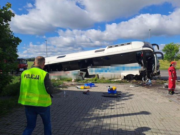 У Польщі перевернувся автобус з українцями: серед постраждалих є діти