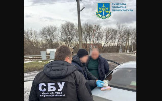 $5 000 хабаря за продаж 1 га землі: на Сумщині судитимуть селищного голову