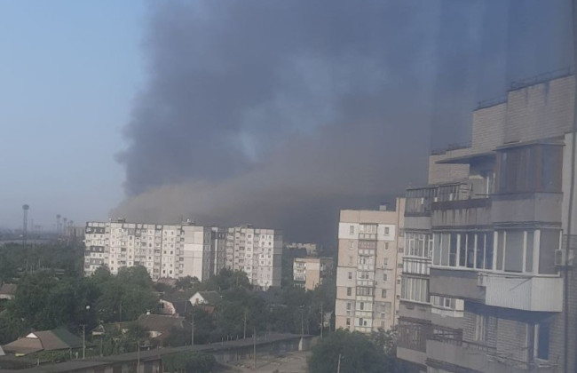 Кривой Рог накрыло облако промышленного смога из-за отключения света на заводе