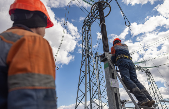 В Киеве на одном из энергетических предприятий обнаружили тело работника