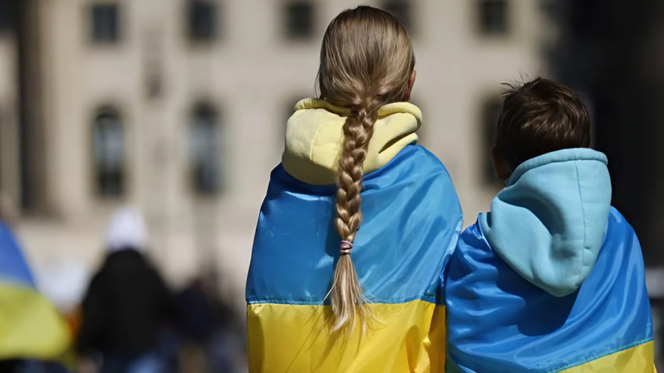 Рада ЄС продовжила тимчасовий захист для українських біженців до березня 2026 року